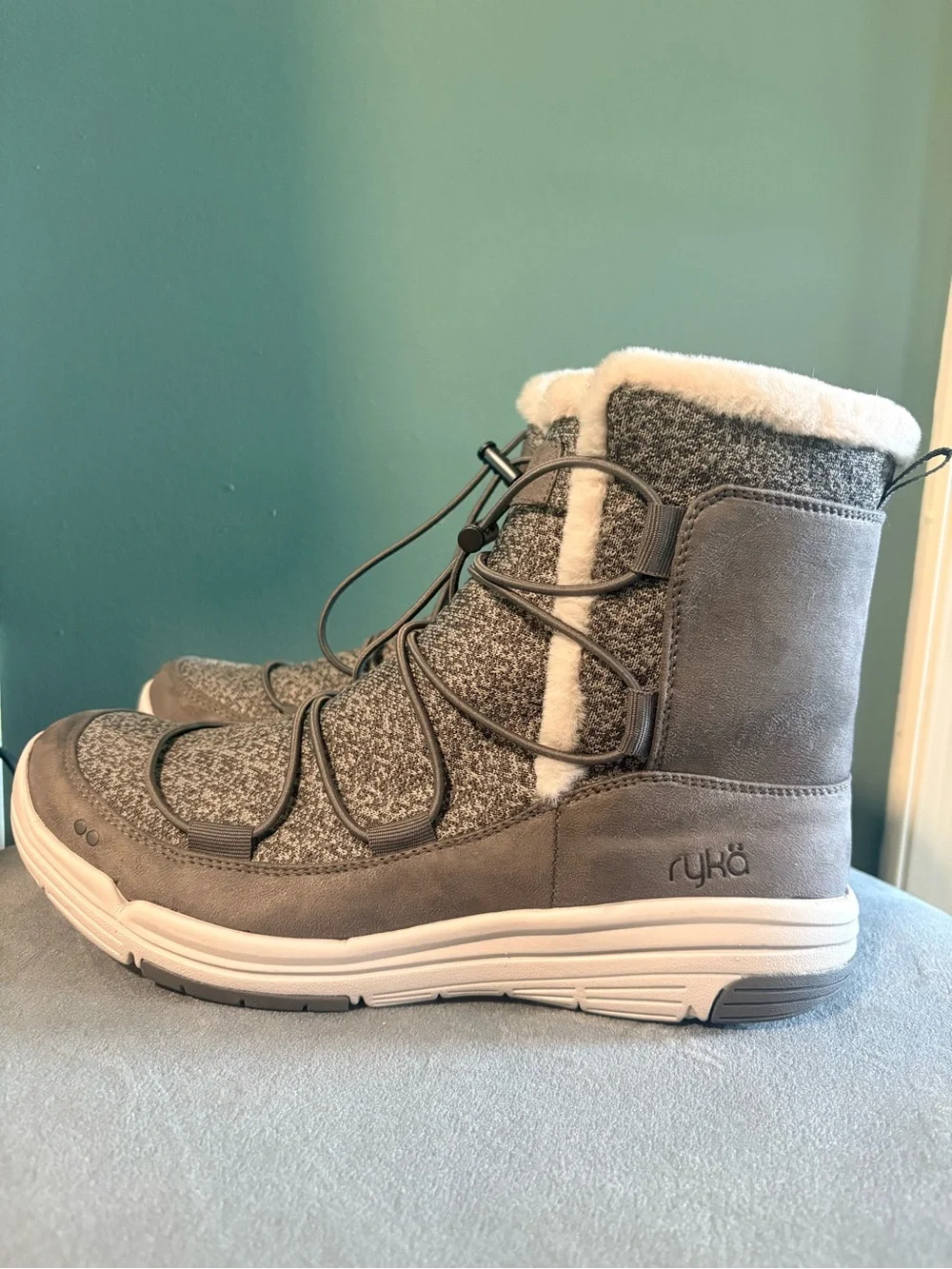 Ryka cozy knit